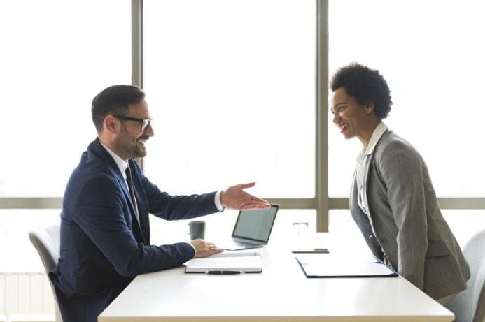 Consejos para destacar motivación y entusiasmo en entrevistas - Mercadillo5