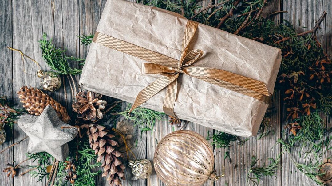 Descubre el regalo perfecto para esa persona especial en Navidad - Mercadillo5