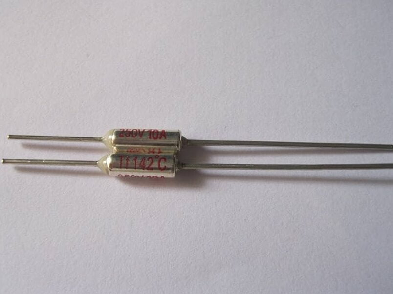 Fusible de acción rápida: Protección instantánea para tu circuito - Mercadillo5